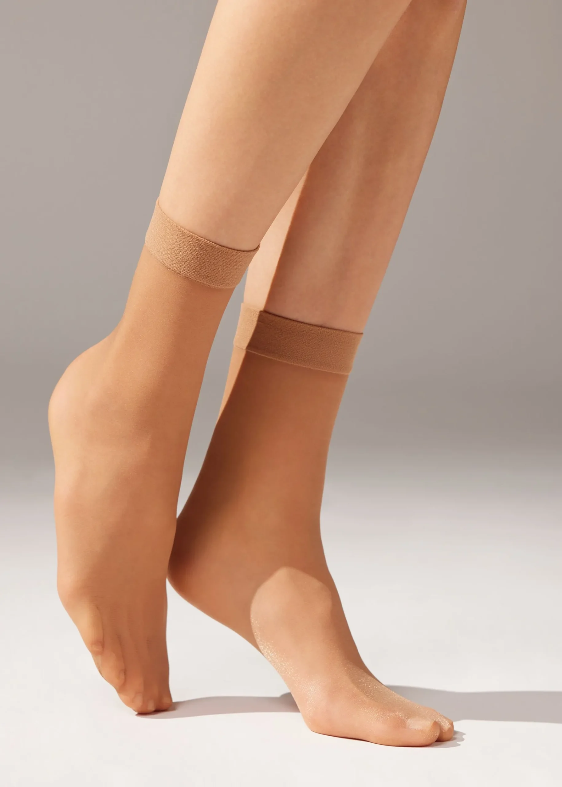 Sheer Socks^Calzedonia 20 Denier Sheer Socks 009 - Nude 6 - Elisir/Caramel