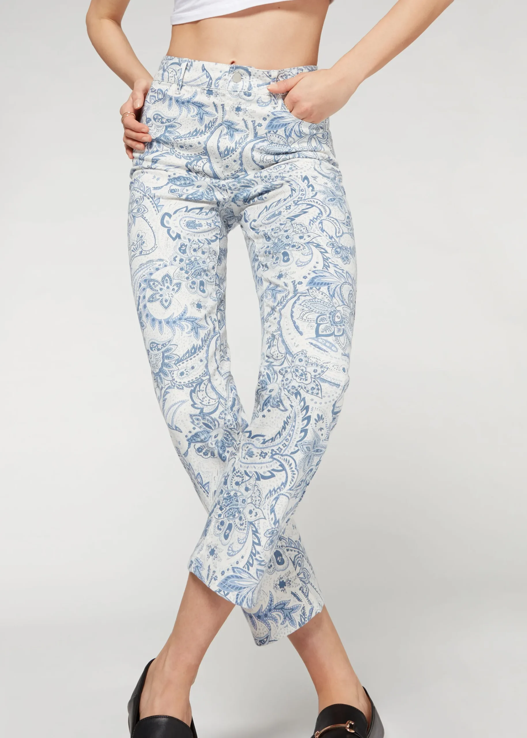 Trousers^Calzedonia Cropped Flared High Waist Jeans 5222 - Paisley Print