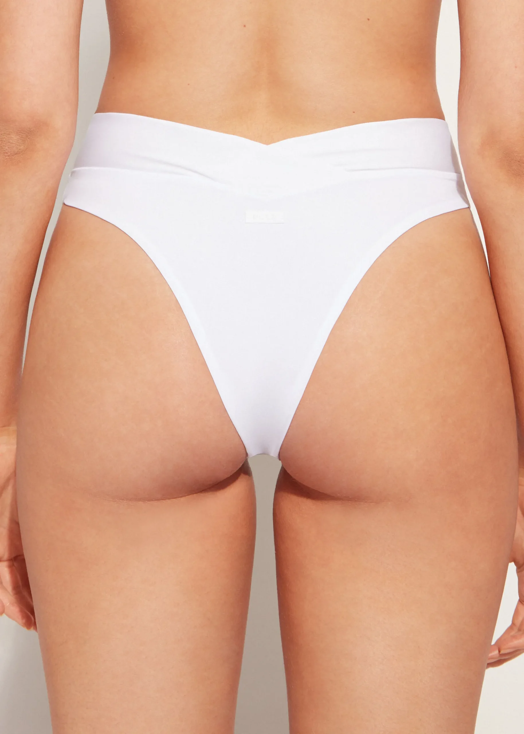 Bikini^Calzedonia High-Waisted V-Cut Bikini Bottoms Indonesia 01 - White