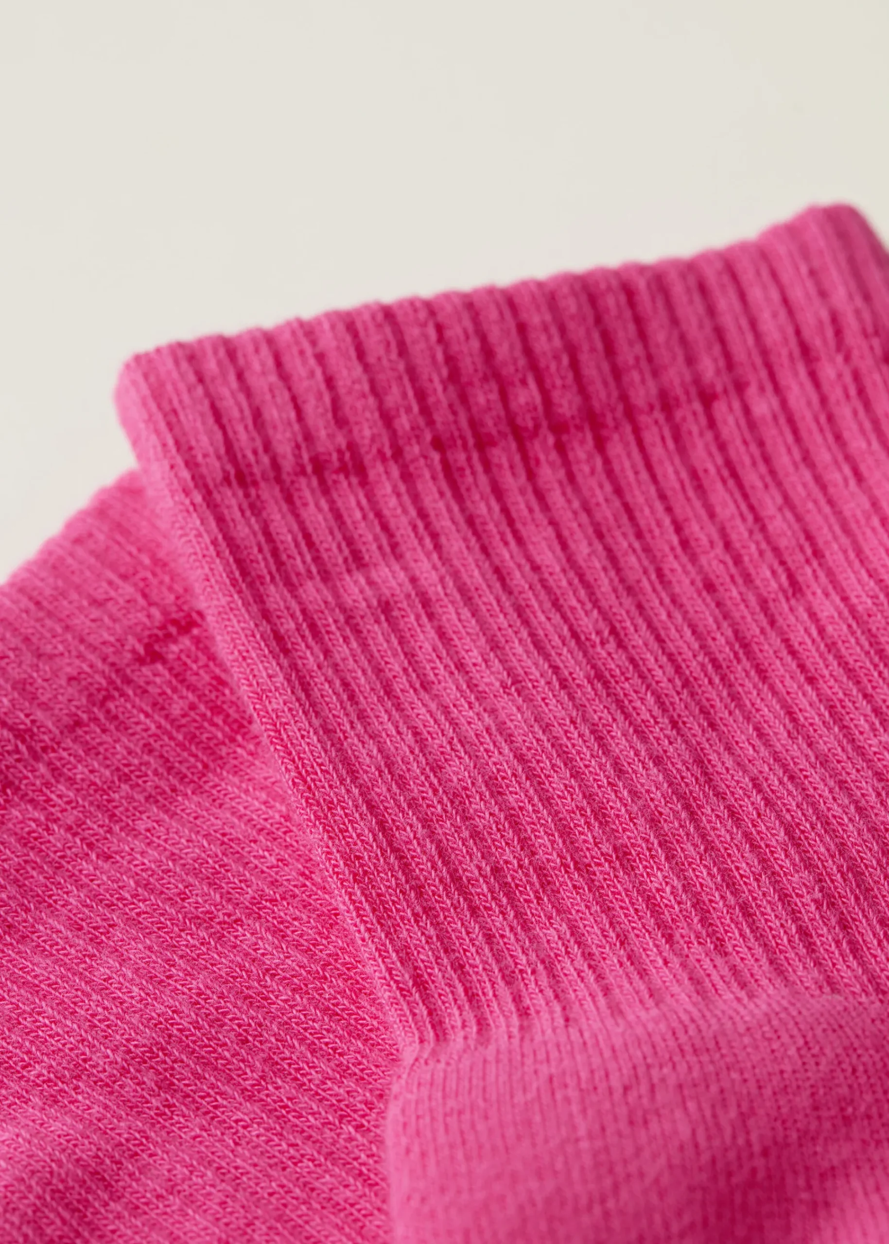 Short Socks^Calzedonia Unisex Crew Sport Socks 9609 - Electric Fuchsia